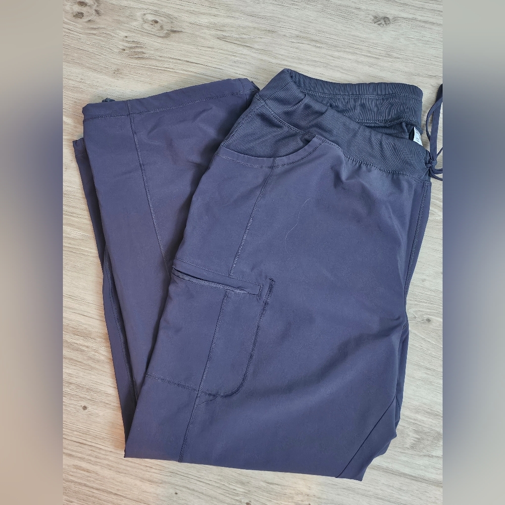 ** Sold***Womens Dark Gray Scrub Pants